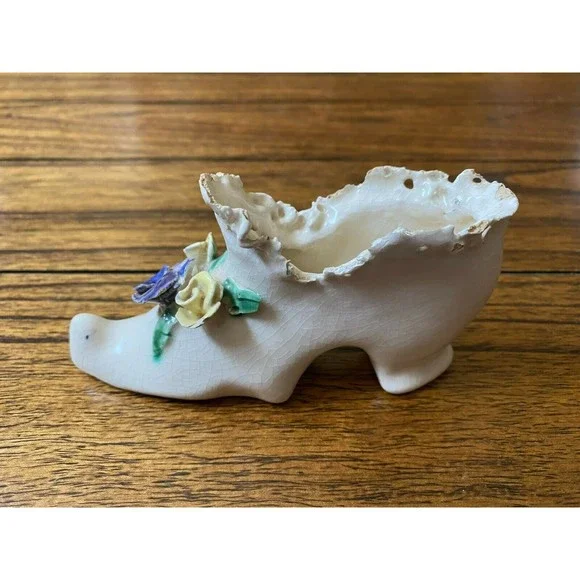 Porcelain Miniature Shoe - Vintage - Picture 2 of 8